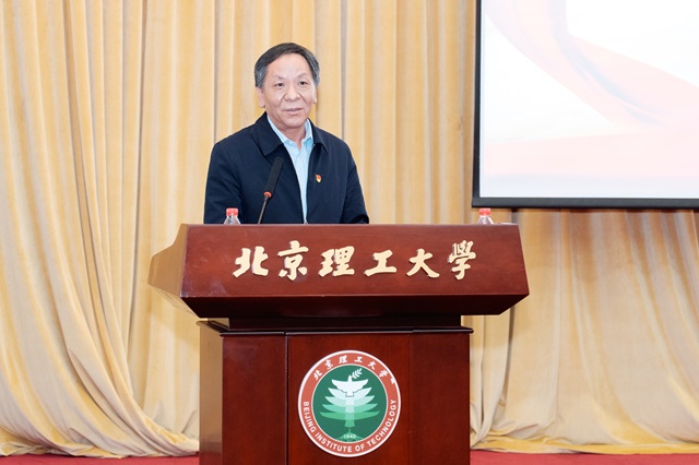 汪校长上传.jpg